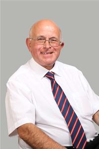 Profile image for Councillor Ian Claymore