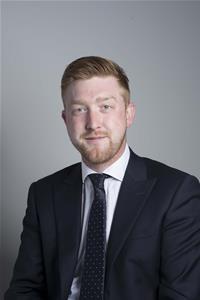 Profile image for Councillor Simon Bennett